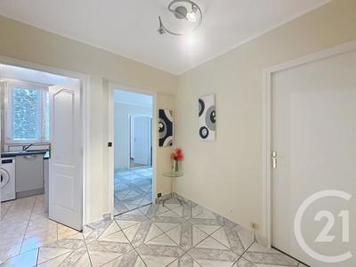 Appartement - 66 m² - 4 pièces