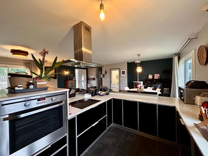 Maison - 100 m² - 4 pièces