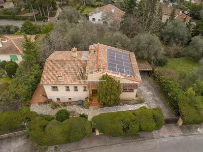 Maison - 189 m² - 9 pièces