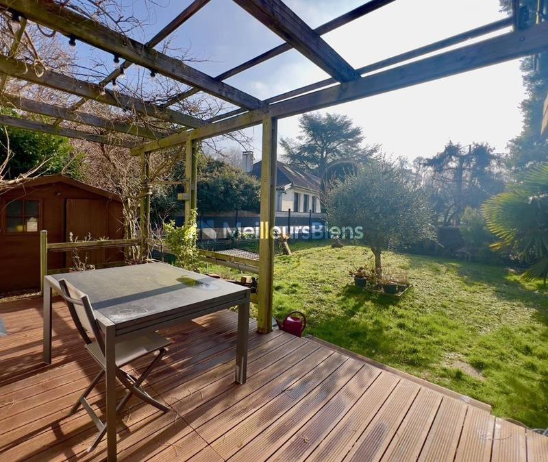 Maison - 130 m² - 8 pièces