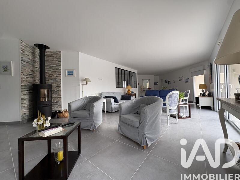 Maison - 170 m² - 6 pièces