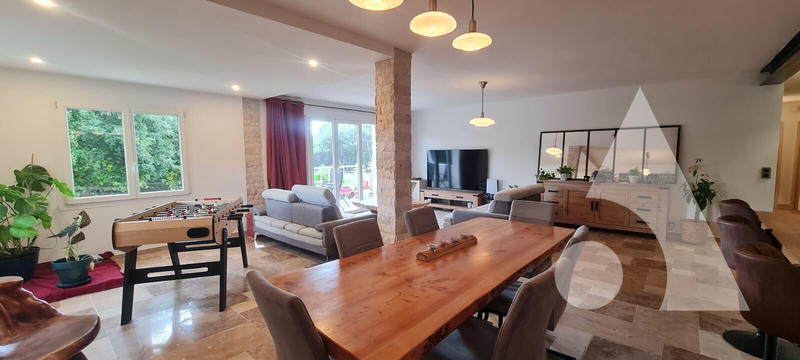 Maison - 140 m² - 4 pièces