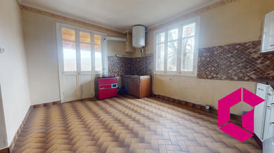 Maison - 140 m² - 5 pièces