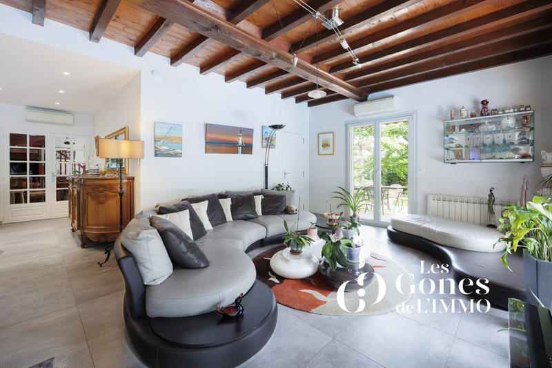 Villa - 185 m² - 7 pièces