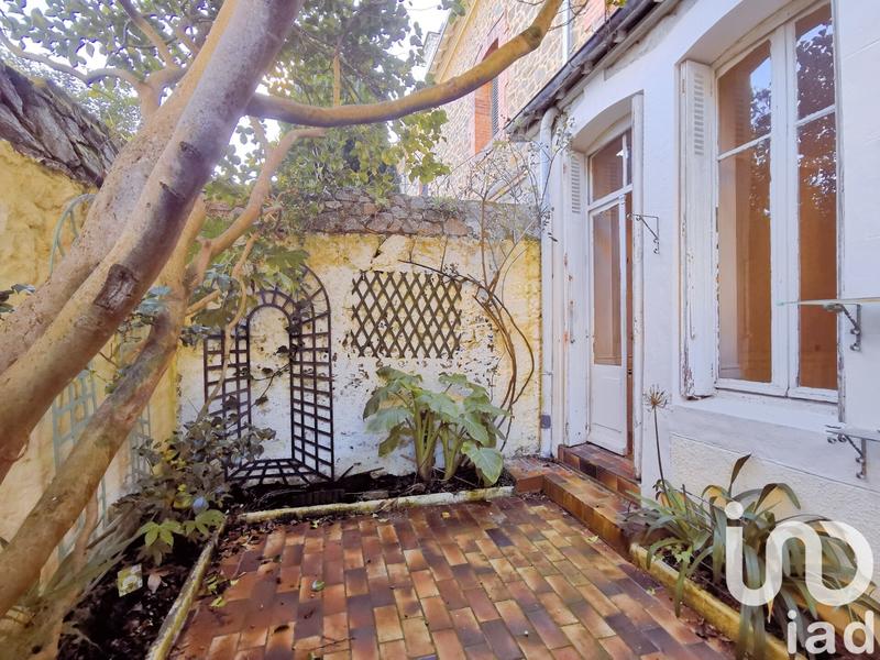 Maison - 187 m² - 8 pièces