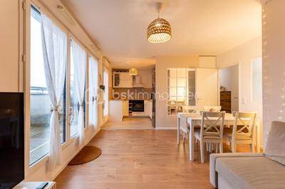 Appartement - 64 m² - 3 pièces