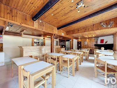 Local commercial - 161 m²