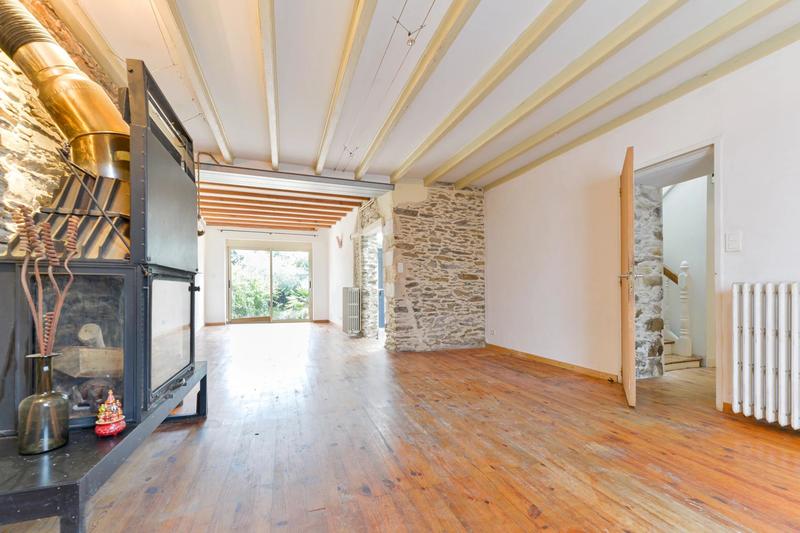 Maison - 180 m² - 8 pièces