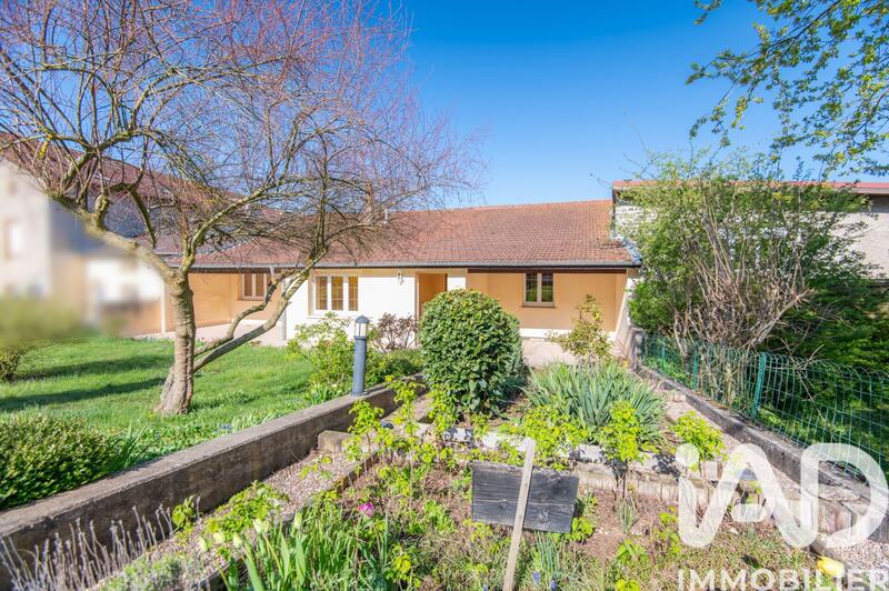 Maison de village - 240 m² - 7 pièces