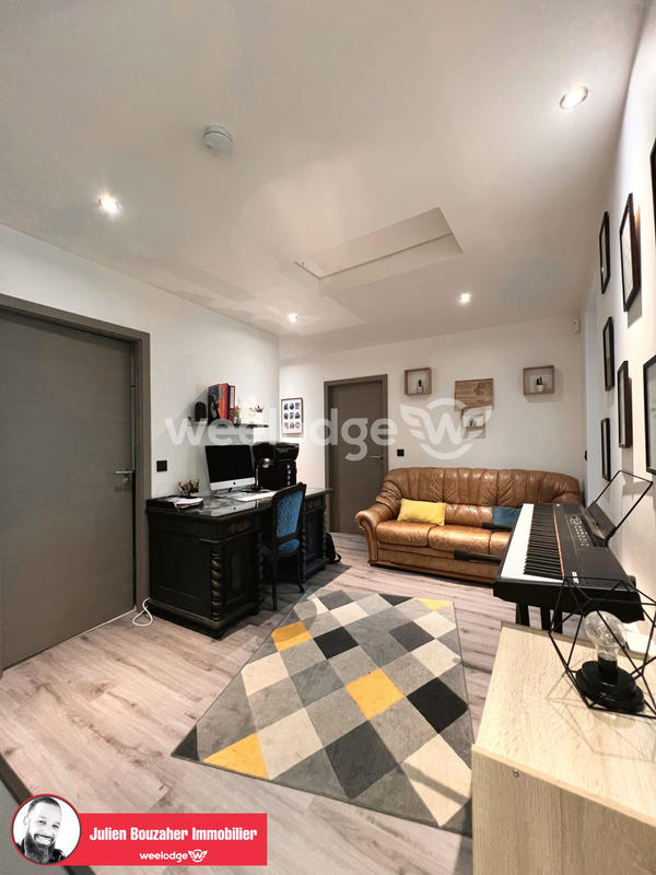 Maison - 137 m² - 5 pièces