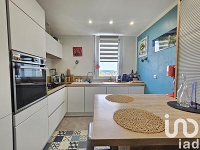 Appartement - 85 m² - 5 pièces