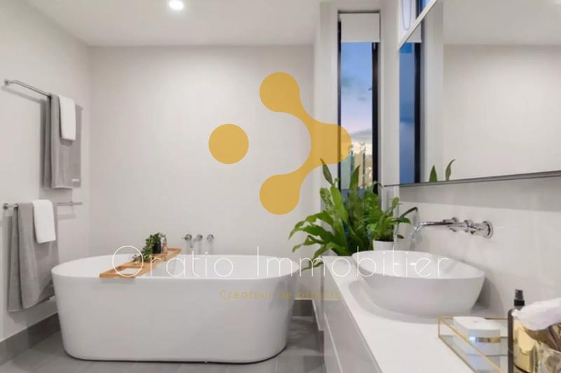 Appartement - 116 m² - 5 pièces