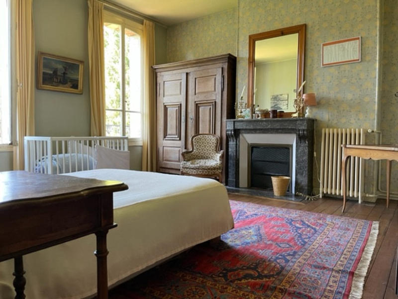 Maison - 316 m² - 10 pièces