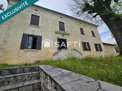 Maison - 150 m² - 4 pièces