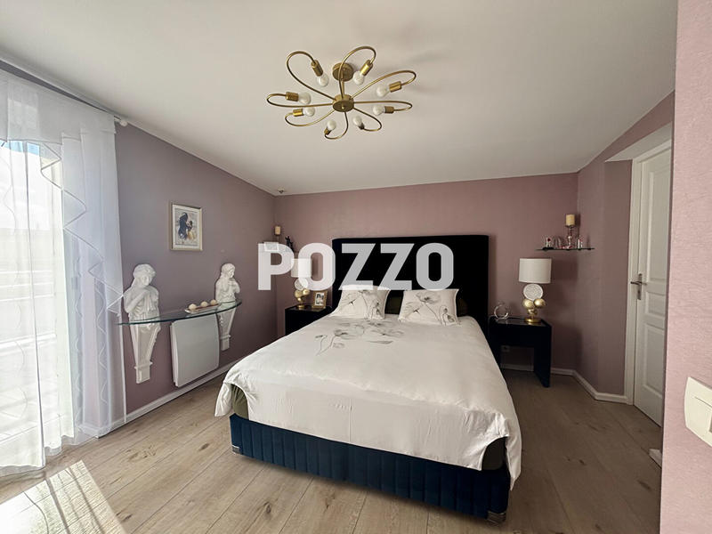 Maison - 142 m² - 6 pièces