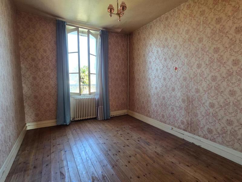 Maison - 192 m² - 8 pièces