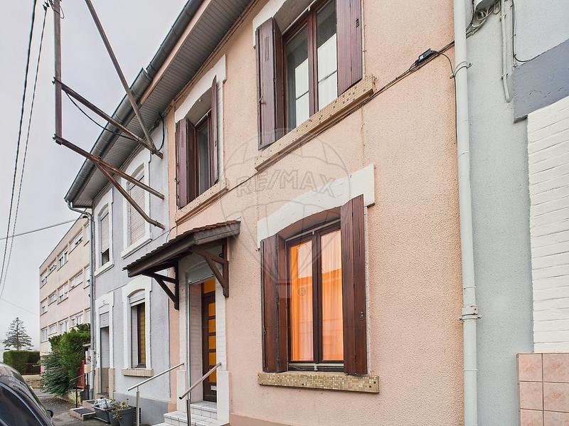 Maison - 70 m² - 5 pièces