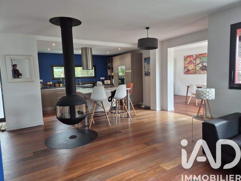 Maison de maîtres - 144 m² - 5 pièces