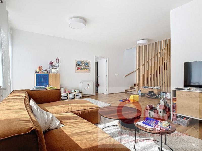 Maison - 211 m² - 7 pièces