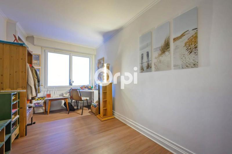 Appartement - 95 m² - 3 pièces