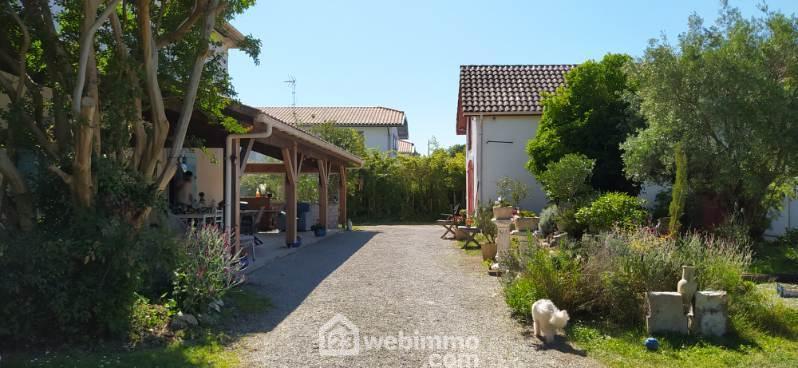 Maison de maîtres - 316 m² - 11 pièces