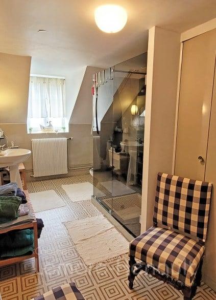 Maison - 244 m² - 11 pièces