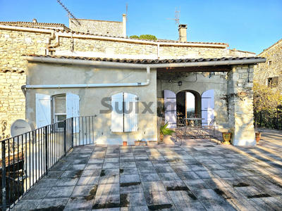 Immeuble - 117 m² - 6 pièces