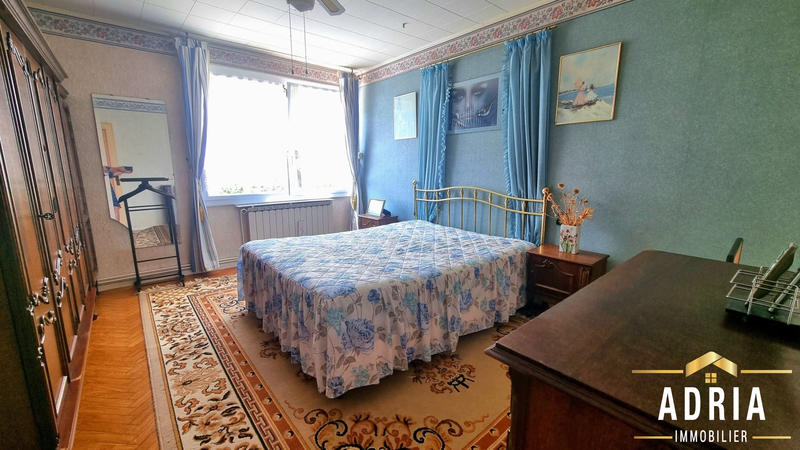 Maison - 95 m² - 5 pièces