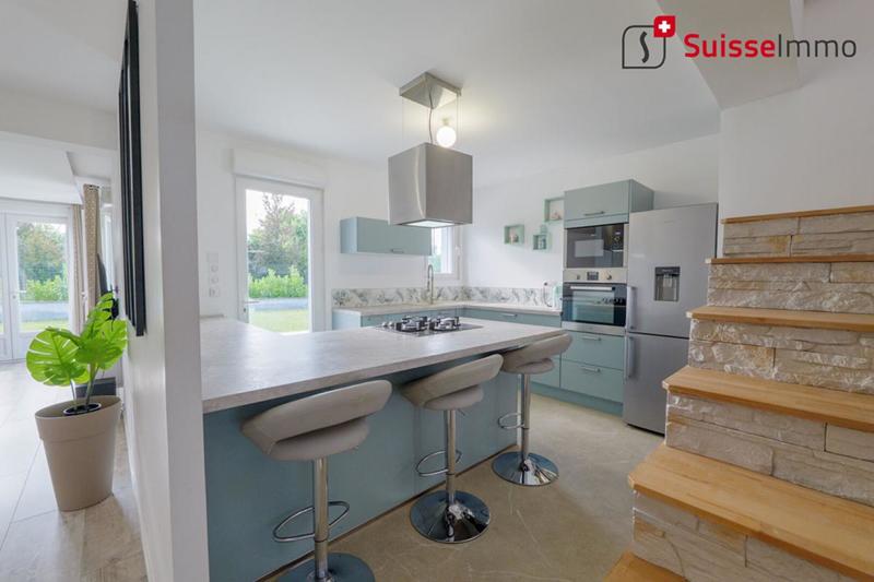 Maison - 180 m² - 6 pièces