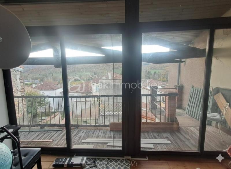 Demeure - 260 m² - 9 pièces