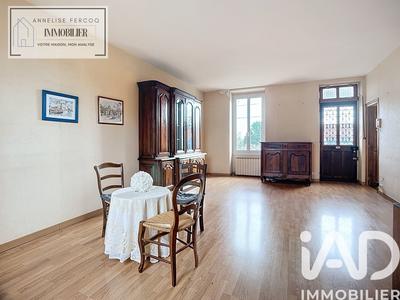 Maison - 101 m² - 5 pièces