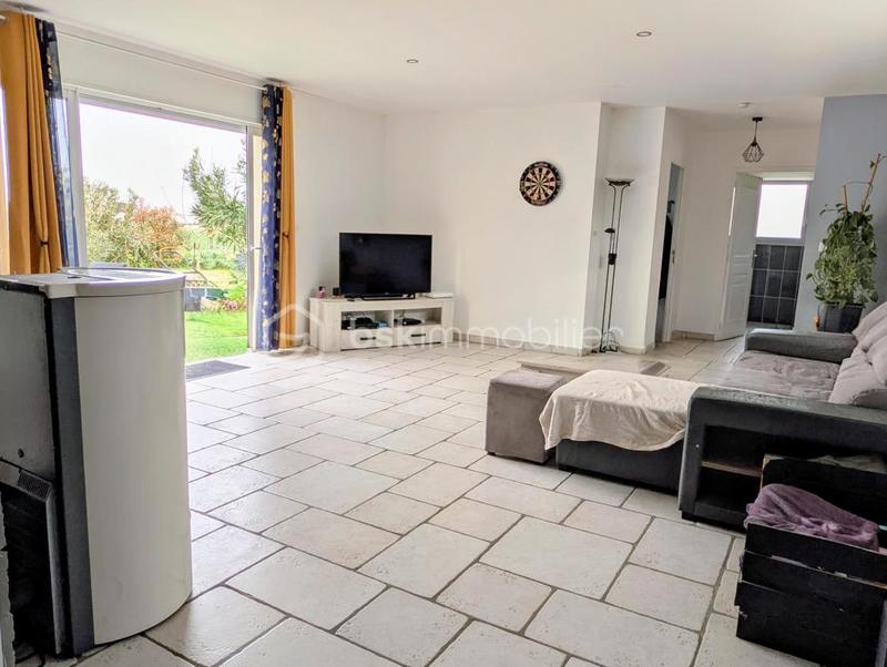 Maison traditionnelle - 141 m² - 4 pièces