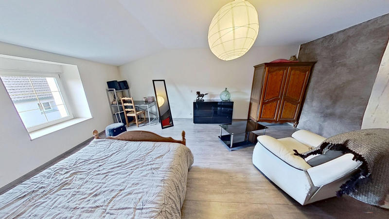 Maison - 218 m² - 7 pièces