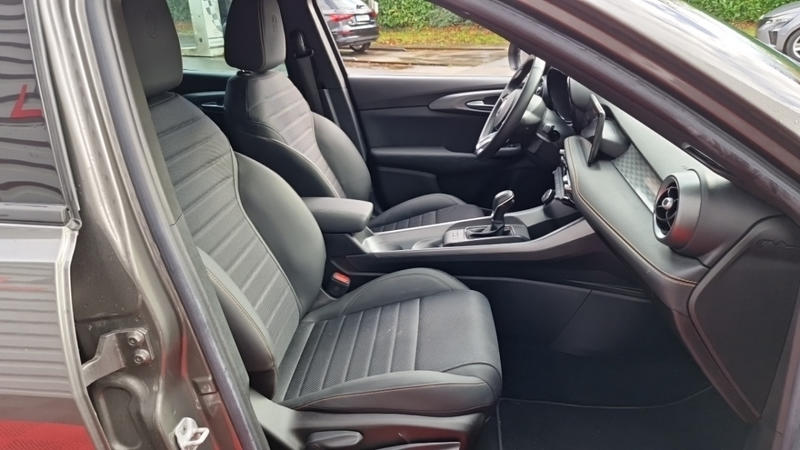 Alfa Romeo Tonale 1.3 Hybride Rechargeable Phev 280ch At6 Q4 Ti