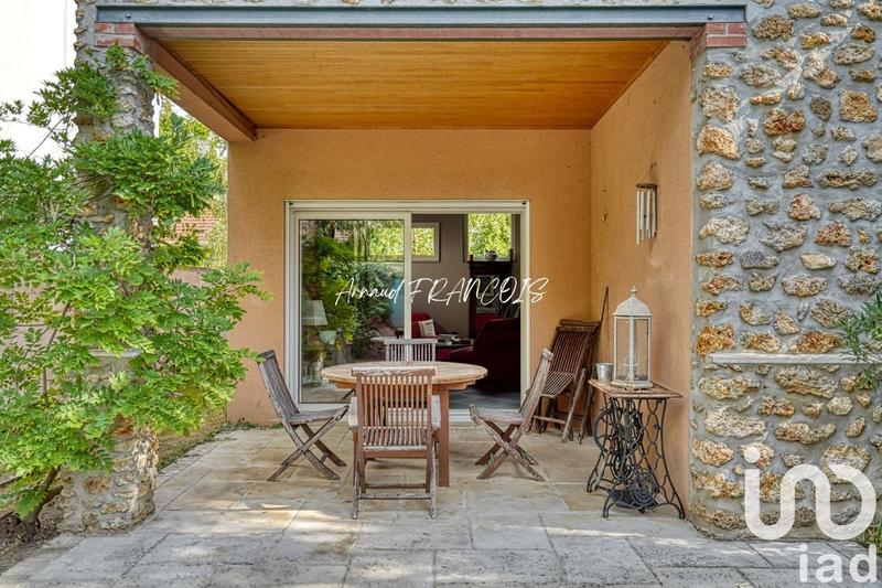 Maison - 184 m² - 9 pièces