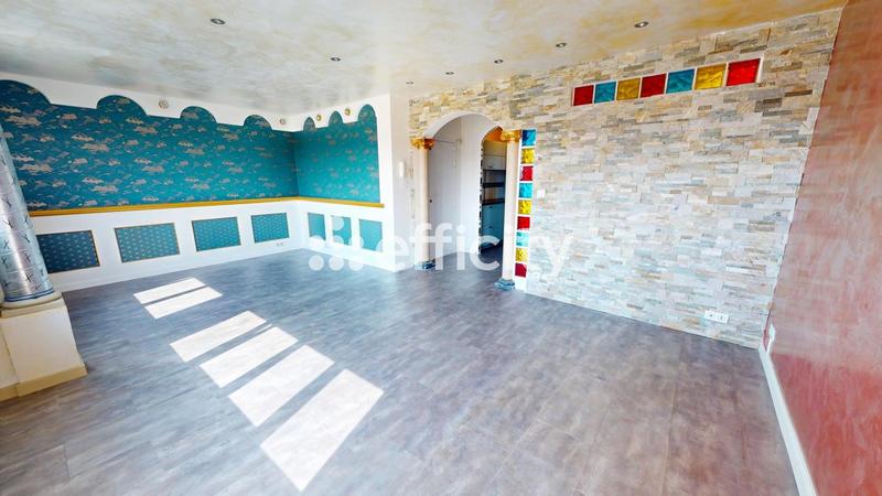 Appartement - 70 m² - 4 pièces