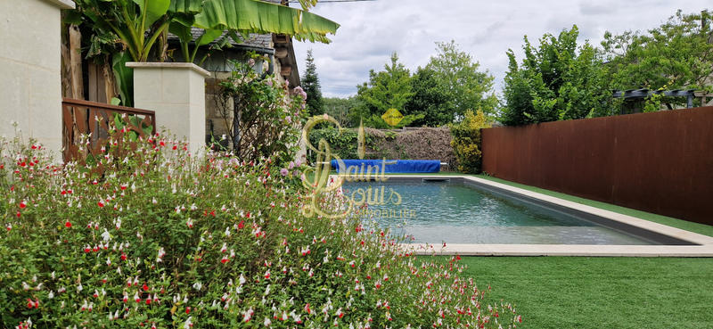 Maison - 205 m² - 7 pièces