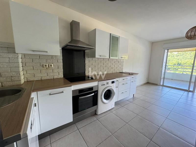 Appartement - 60 m² - 2 pièces