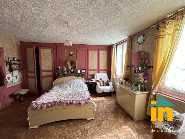 Demeure - 220 m² - 9 pièces