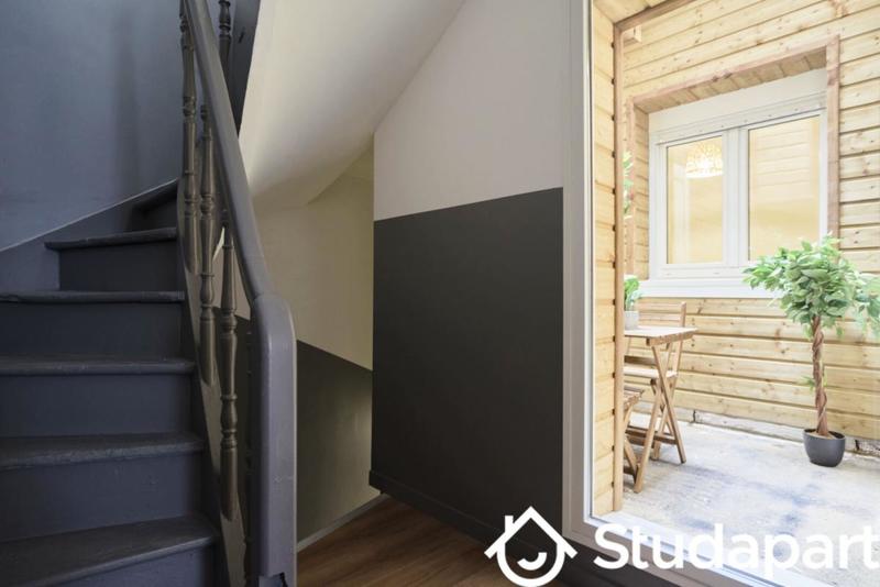 Chambre - 9 m² - 1 pièce