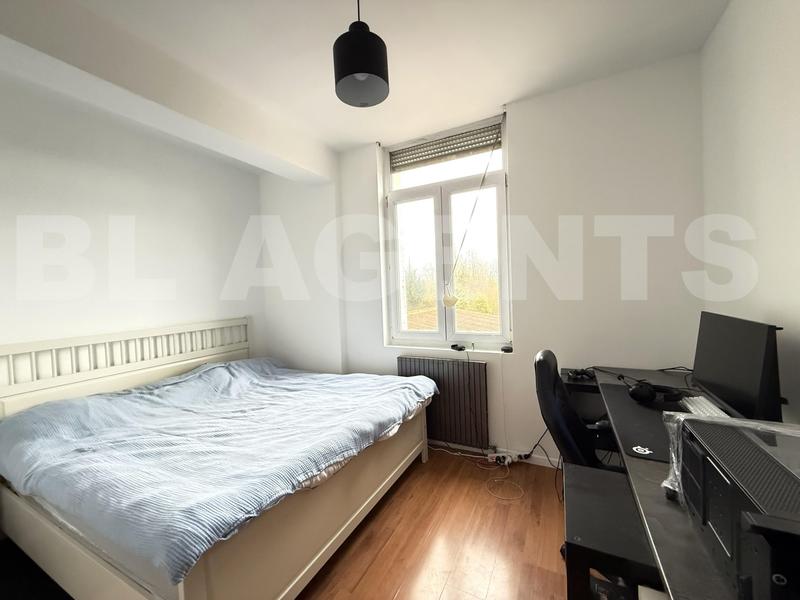 Maison - 215 m² - 6 pièces