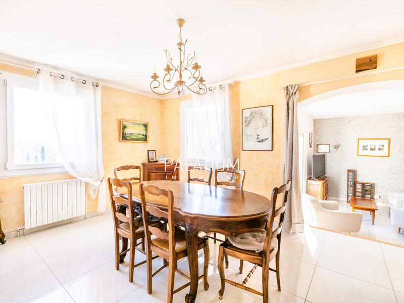 Maison - 148 m² - 4 pièces