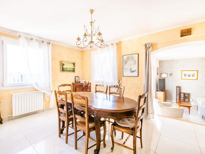 Maison - 148 m² - 4 pièces