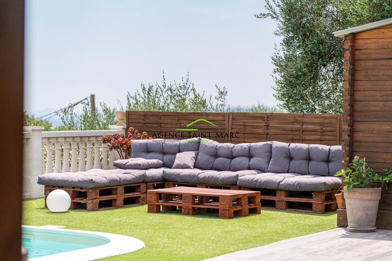 Maison - 208 m² - 5 pièces