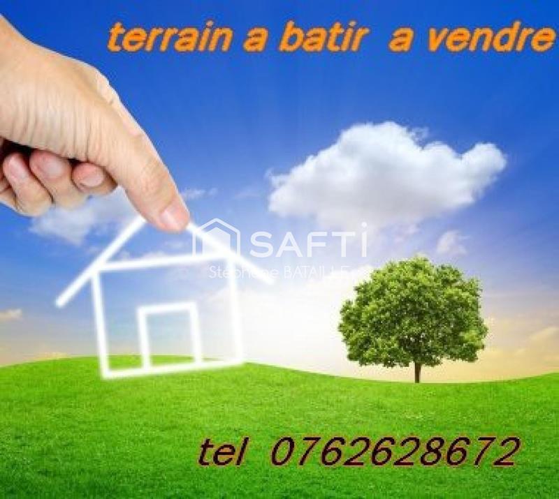 Terrain - 2 400 m²
