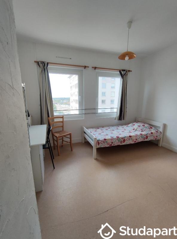 Chambre - 9 m² - 1 pièce