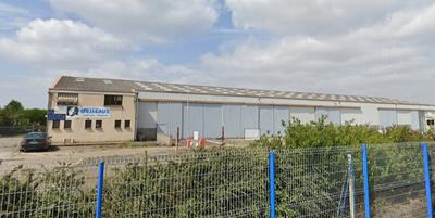 Atelier d'activités - 1 580 m²