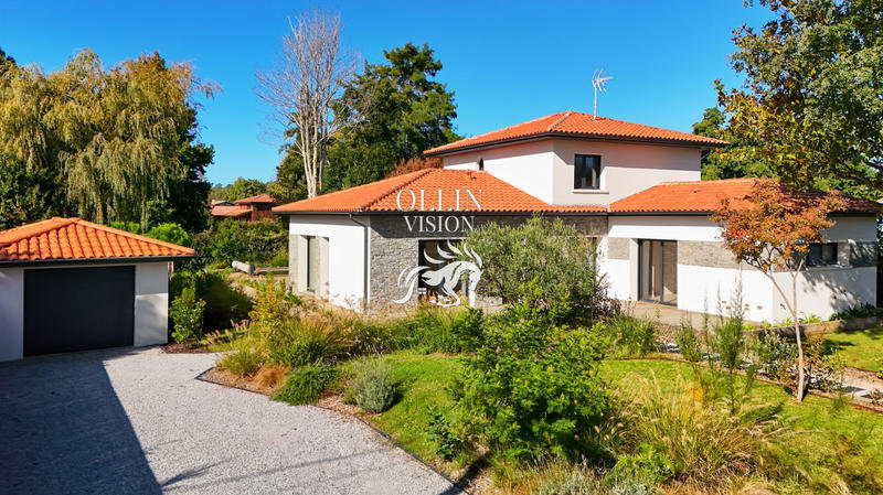 Villa - 150 m² - 6 pièces