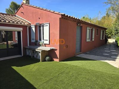 Maison - 106 m² - 5 pièces