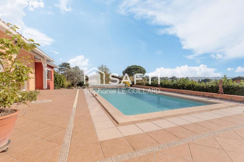 Villa - 159 m² - 6 pièces